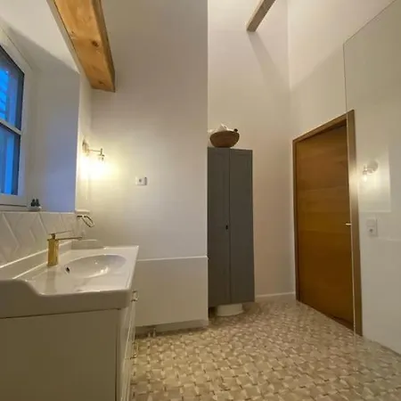 Mylandhouse * Pysdorf